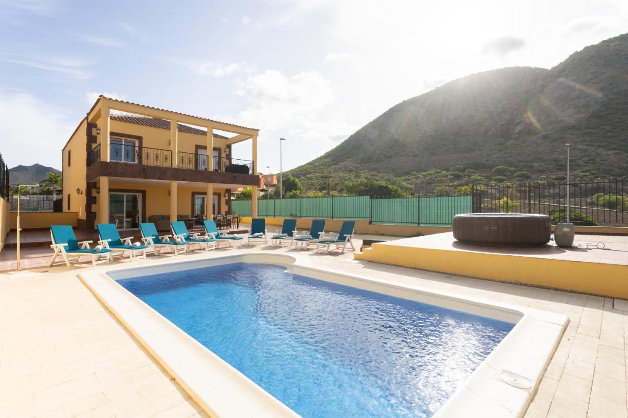 Classbnb - Exclusive Villa With Private Pool 1 Kilometer From Los Cristianos Beach Ngoại thất bức ảnh